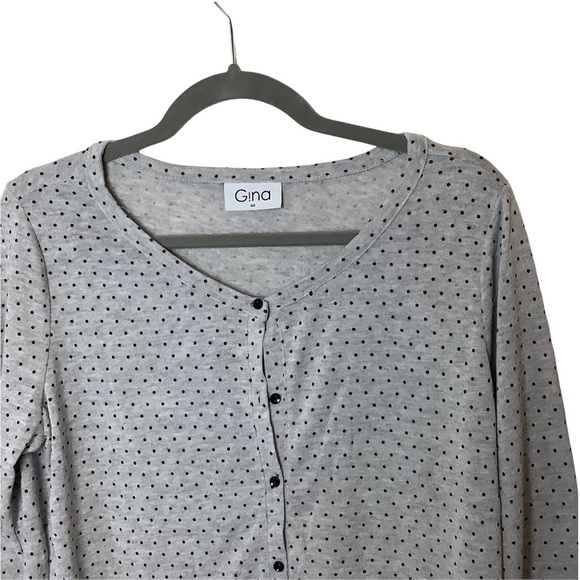 Gina Women’s Gray Long Sleeve Polka Dot Button Front Cardigan Sweater Size M/L - Picture 4 of 7